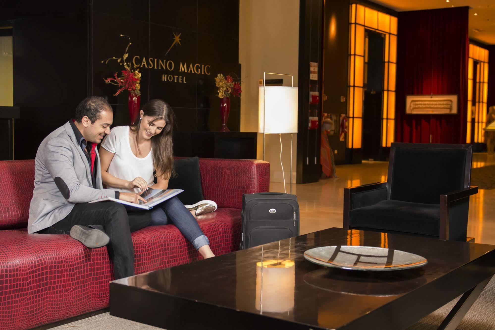 Hotel Casino Magic Neuquén Eksteriør bilde