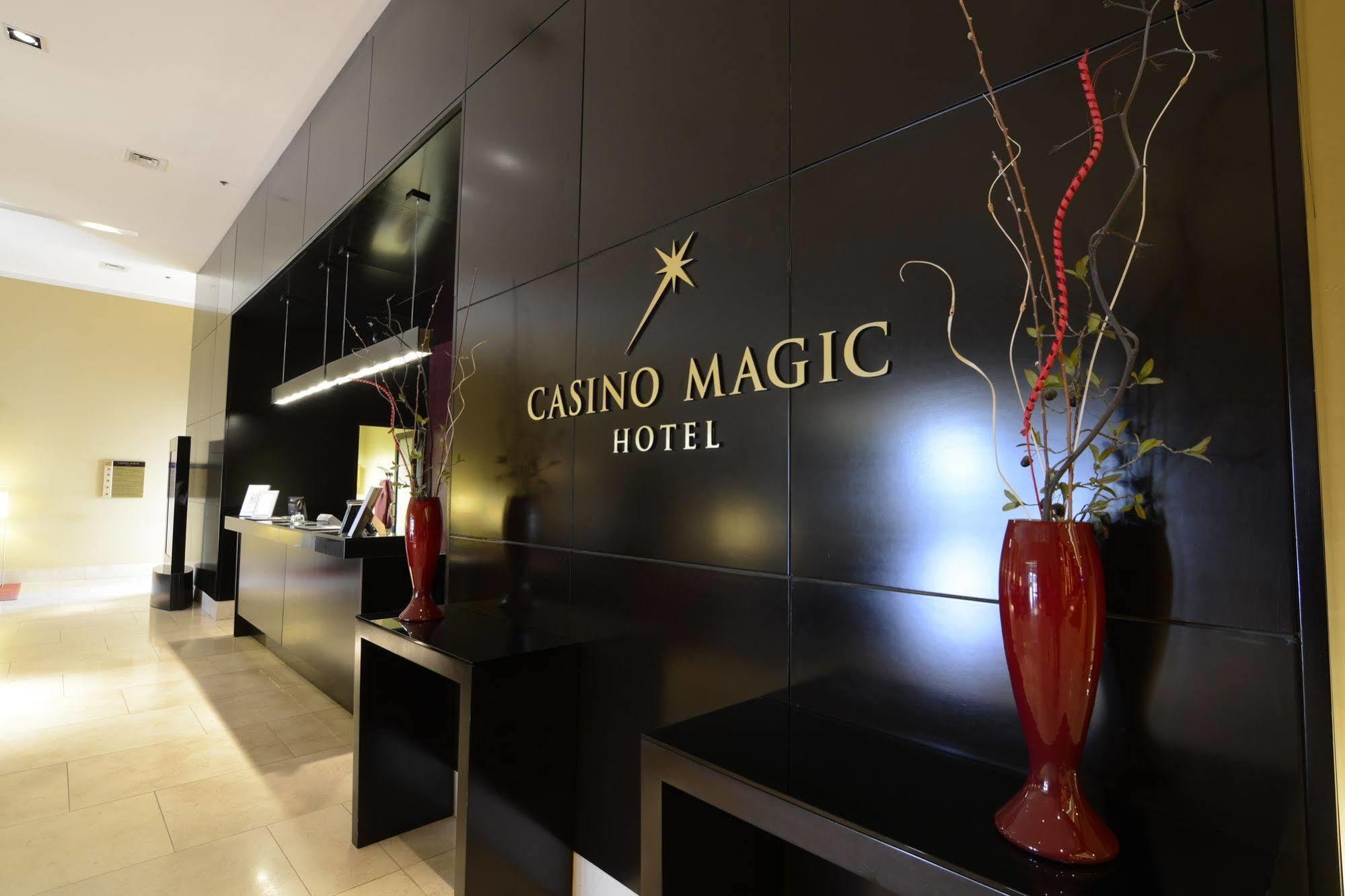 Hotel Casino Magic Neuquén Eksteriør bilde